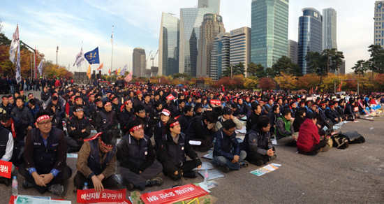 양대노총 결의대회,2만여명의 노동자가 함께했다.     ⓒ 김아름내