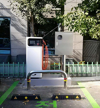 전기차 급속 충전기