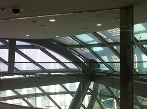 신청사 하늘이 보이지 않는 하늘광장