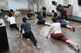 신체훈련 수업중인 수강생( 사진제공, 본스타트레이닝센터)