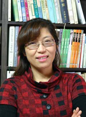 ▲ 사실 곁에서 보면 정지아씨는 깊은 모성이 느껴지는 사람이다.     &copy; 황윤희 