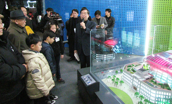 ▲   서울도서관과 신청사 소형 모델   &copy; 김아름내