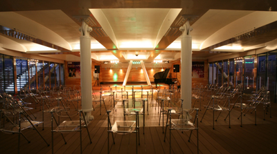 ▲ 광진교 8번가 내부  