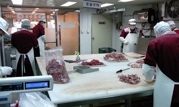 학교급식 축산물 공급업체 점검 현장