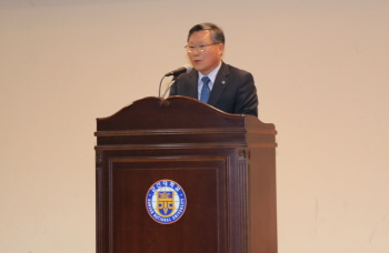 군산대학교 총장 채정룡