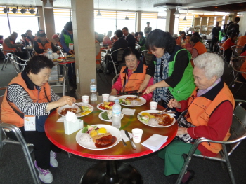 효나들이’행사에 참여한 영등포 관내 어르신들