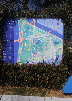 QR코드기 부착되어 있는 서울 