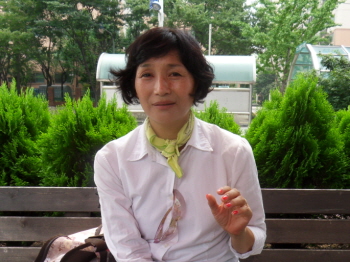 “건강이 허락하는 한 봉사활동을 지속적으로 펼쳐나가겠다”고 밝히고 있는 이금순 회장