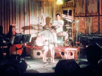 대상을 수상한 움집(시), 터전(소설) 낭송, 낭독에 출연하는 서지석 밴드