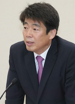 국회환경노동위원회 위원장 신계륜 의원