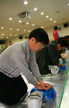 ▲구청 직원, 심폐소생술 실시 장면(4.28일)