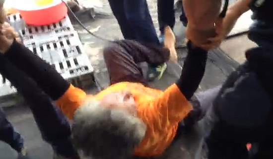 6월 4일 오전 사복경찰 20여명이 부북면 129번움막 농성장에 진입하여 주민들과 격렬한 충돌을 빚었다. 현장 동영상 캡쳐