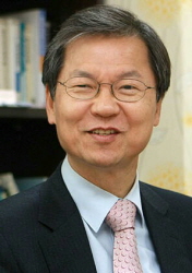 새정치 지도부를 향해 “공정한 경선 기회를 보장할 것”을 요구하고 있는 천정배 전 의원 