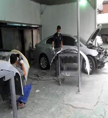 도장시설시 아닌 외부에서 도장작업 하여 적발된 업체  &copy;서울시