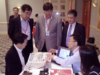 무역사절단 현지 활동(2013) &copy;영등포구 