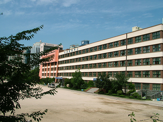 여의도동에 있는 윤중중학교 전경 