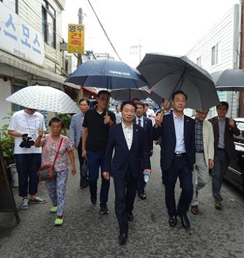 서울시의회 도시계획위원회 김정태 위원장은 제기4구역을 방문했다. ⓒ서울시의회 