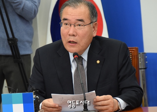 이개호 최고위원이 호남 홀 대론에 대해 반박하고 있다. ©영등포시대 