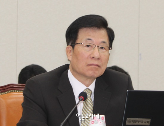 국회 교육위원회 민주당 신경민 의원  