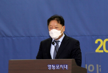 ▲‘광주 밖’ 전국의 5•18 진상 보고 국회 발표회에 앞서 최윤 5•18민주유공자단체 전국협의회 회장이 인사말을 하고 있다. Ⓒ영등포시대