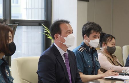 ▲정성일 영등포경찰서장이 17일 열린 영등포구 연합자율방범대 간담회에서 인사말하고 있다.Ⓒ영등포경찰서 