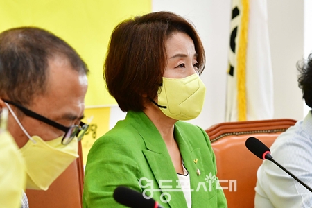 ▲정의당 이은주 비대위원장은 22일 국회에서 열린 비대위원회 모두발언에서 “윤석열 정부 100일은 정치를 불모의 갈등으로 몰아넣었다”라고 주장하고 있다. Ⓒ영등포시대 