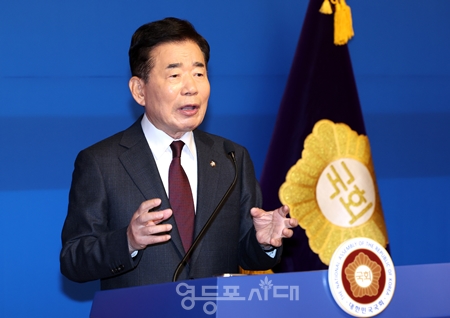 ▲김진표 국회의장은 24년 1월 4일 국회 사랑재에서 ‘10년 후 대한민국을 위한’ 신년 제안을 발표하고 있다. Ⓒ영등포시대 