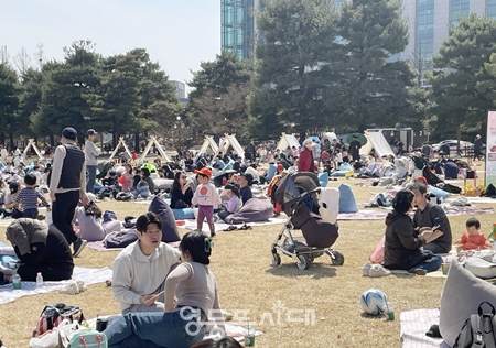 ▲2024년 국회 개방행사를 찾은 국민들/이미지=국회 제공