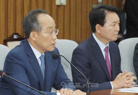 ▲추경호 원내대표가 5월 17일 국회에서 열린 원내대책회의 모두 발언에서 “의료인 여러분의 요구가 반영될 수 있도록 의료 개혁특위에 동참해 주시기를 바란다”라고 호소하고 있다. Ⓒ영등포시대