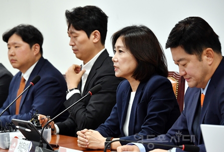 ▲허은아 대표는 5월 22일 국회에서 열린 최고위원회 모두 발언을 통해 “윤석열 대통령이 끝내 돌아오지 못할 강을 건넜다”라며 채 상병 특검법 거부에 대해 거칠게 비판하고 있다. Ⓒ영등포시대