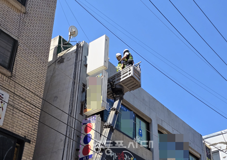▲ 돌출 및 옥상 간판 안전 점검