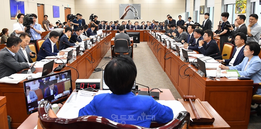 ▲7월 16일 국회에서 열린 방송통신위원회(위원장 최민희) 전체 회의 Ⓒ영등포시대