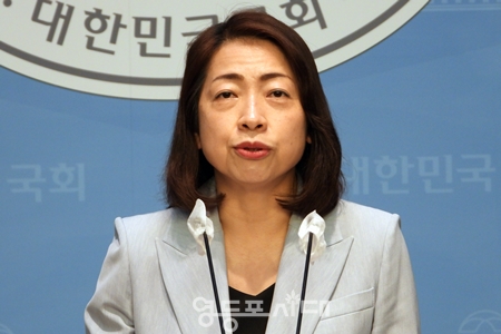 ▲ 황정아 민주당 대변인