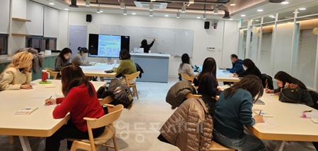 ▲평생교육강좌 수업 모습.ⓒ영등포구
