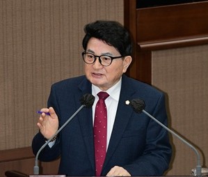 ▲홍국표 서울시의회 국민의힘 의원. ©서울시의회 제공