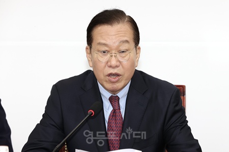 ▲권영세 국민의힘 비상대책위원장이 3일 서울 여의도 국회에서 열린 비상대책위원회의에서 발언하고 있다. ©김정현 기자