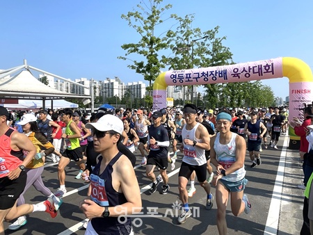 ▲5월 25일 신정교하부육상트랙구장에서 열린 ‘제5회 영등포구청장배 육상대회’에서 참가 선수들이 역주하고 있다. ©영등포구체육회 제공