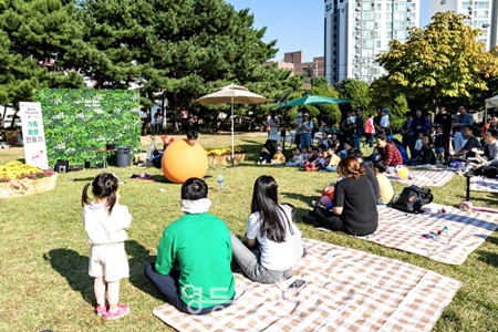 ▲지난해 유아숲 가족축제 모습./이미지=영등포구 제공
