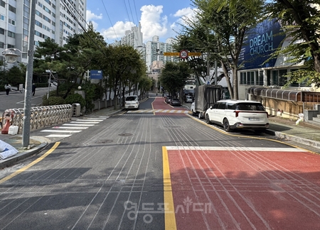 ▲도로열선이 매설된 도로 모습(여의대방로43나길)/이미지=영등포구 제공