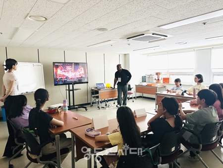 ▲영어캠프-서울센터 수업/이미지=서울시 제공 