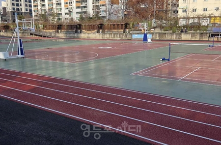 ▲2개월간 개선 공사를 마치고 29일 재개장한 도림유수지 야외체육시설