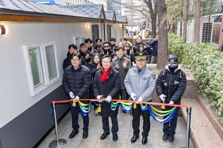 여의도 경찰초소 개장식에 참석한 최호권 영등포구청장(이미지=영등포구0