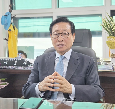 ▲이용주 지회장이 “먼저 우리 지회에 후원품이 더 많이 들어와서 더 많은 분에게 전달할 수 있으면 좋겠다”라고 밝히고 있다.ⓒ영등포시대