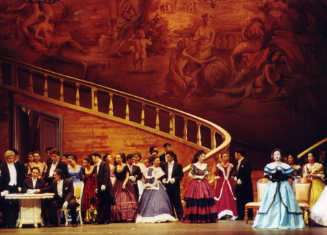 오페라 '라 트라비아타'