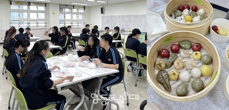▲다온누리 활동을 하고 있는 중도입국 청소년들(왼쪽)과 활동 결과물. ©영등포종합사회복지관 제공