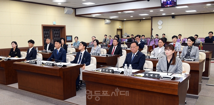 ▲7월 7일 열린 영등포구의회 제270회 임시회 제2차 본회의에 참석한 제10대 의원들의 모습 ⓒ영등포구의회